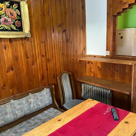 Apartment Slobo Velickovic *