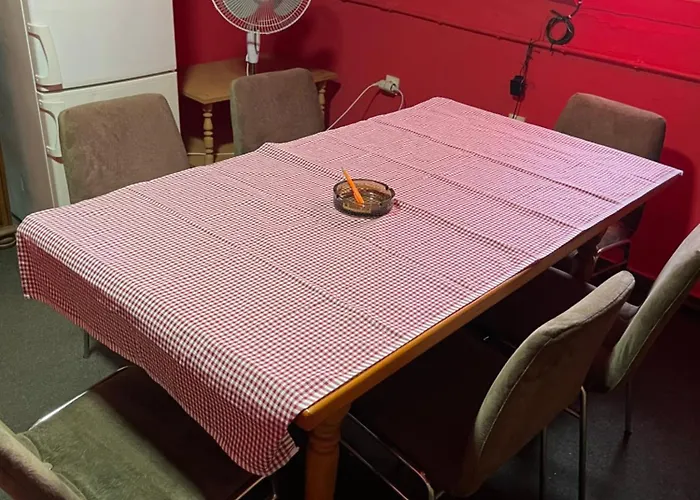 아파트 Slobo Velickovic *