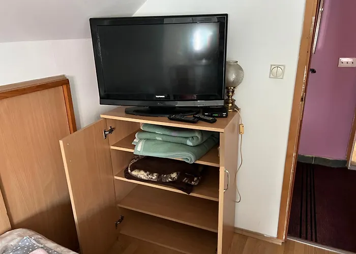 아파트 Slobo Velickovic